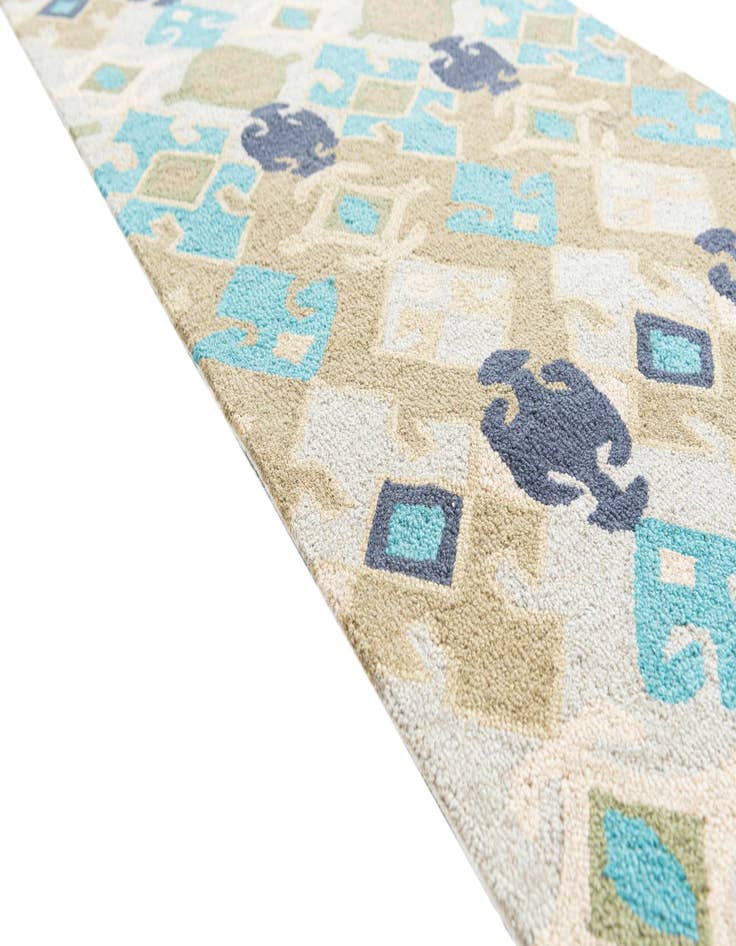 Detail image of  2' 7 x 8' 1 Luna Runner Rug