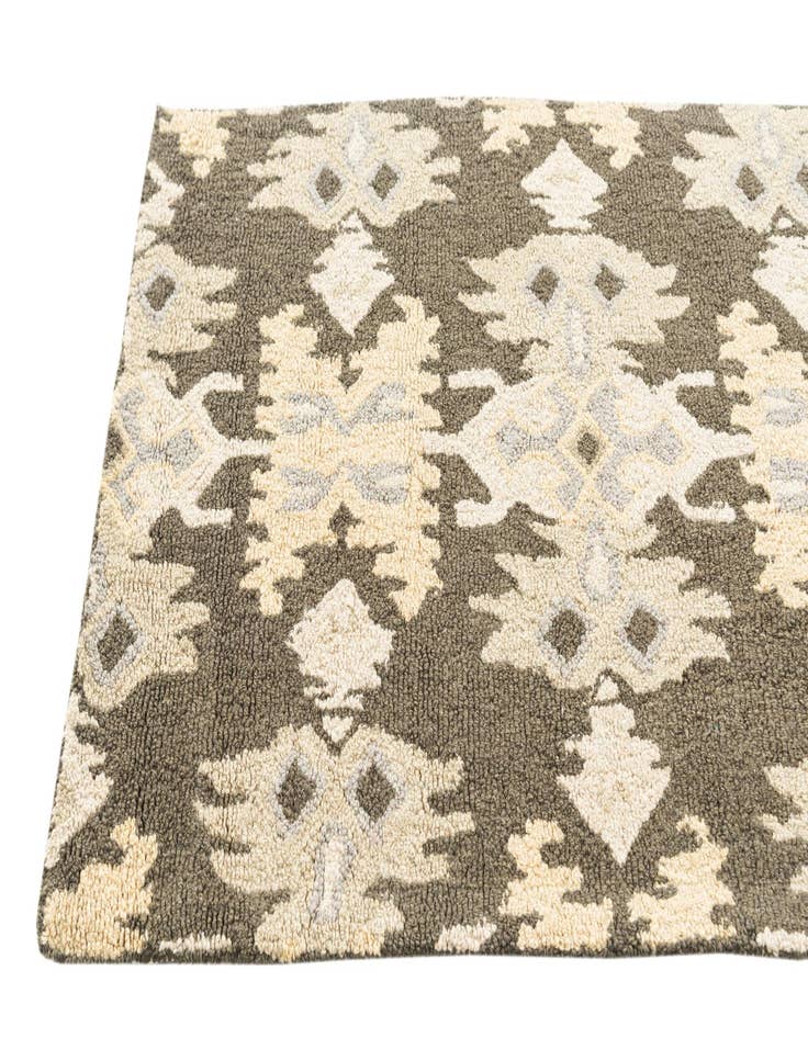 Detail image of  2' 7 x 8' Luna Runner Rug