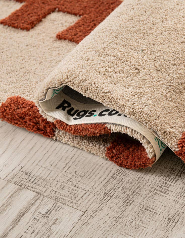 Detail image of  4' 1 x 4' 1 Handtufted Wool Square Rug