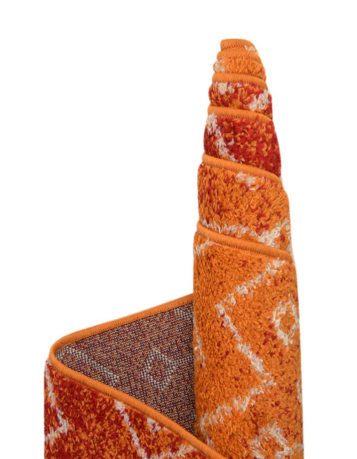 Detail image of  4' x 6' Moroccan Trellis Oval Rug