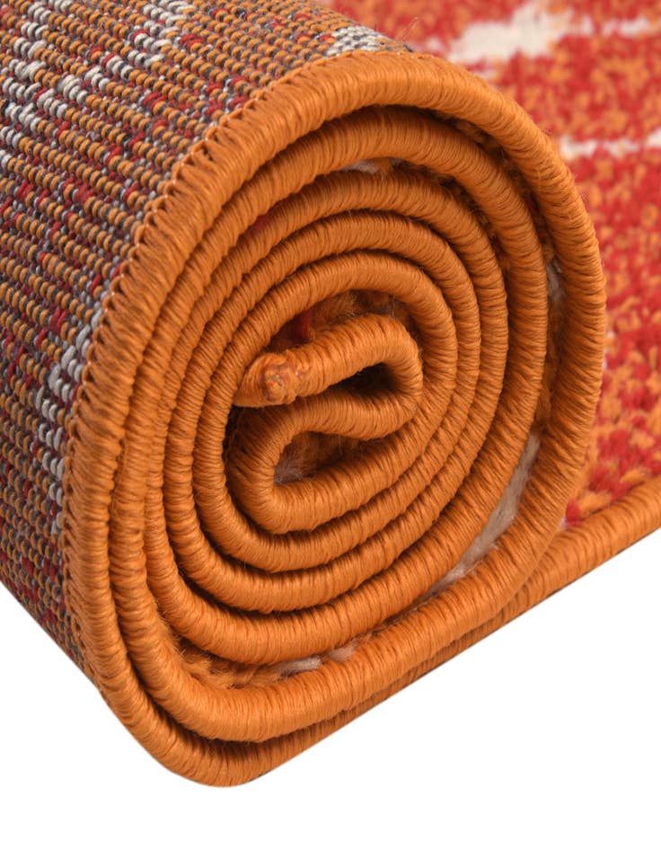 Detail image of  4' x 6' Moroccan Trellis Oval Rug