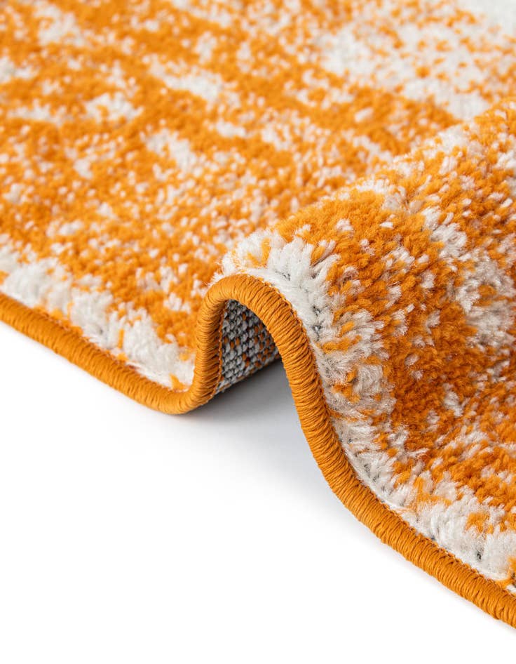 Detail image of  5' 3 x 8' Dover Oval Rug