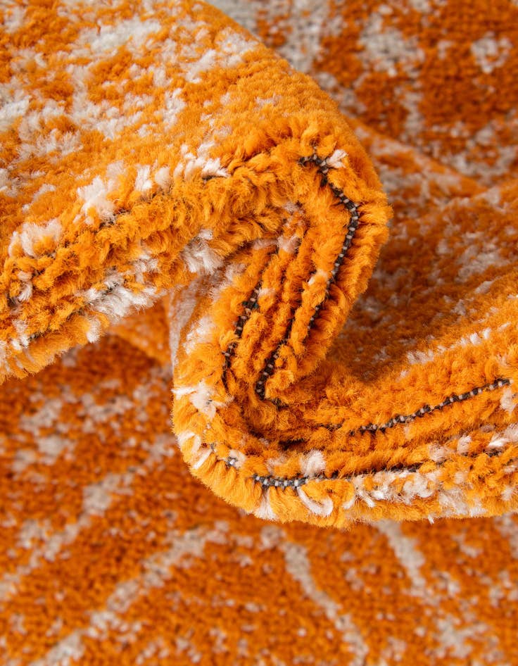 Detail image of  5' 3 x 8' Dover Oval Rug