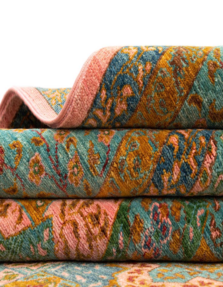 Detail image of  6' 6 x 9' 11 Amina Wool Rug