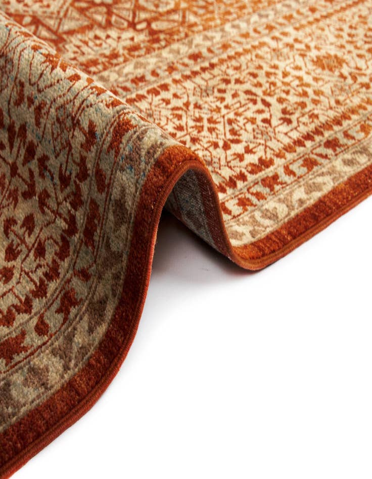 Detail image of  6' 8 x 8' 6 Amina Wool Rug