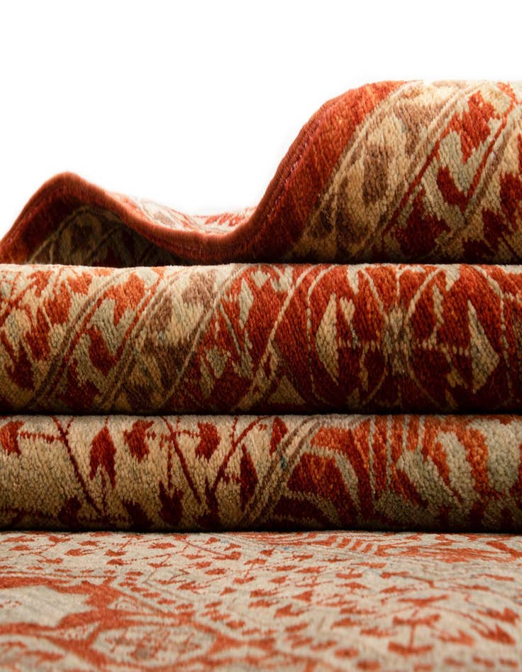 Detail image of  6' 8 x 8' 6 Amina Wool Rug