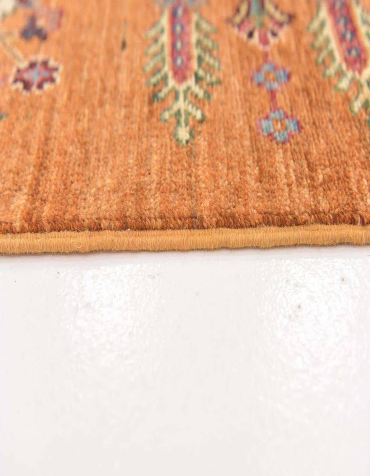 Detail image of  5' 8 x 8' 5 Ariana Rug