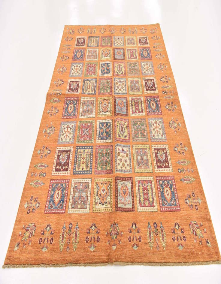 Detail image of  5' 8 x 8' 5 Ariana Rug