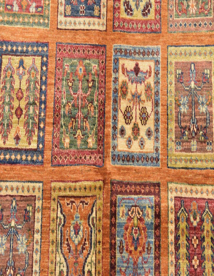 Detail image of  5' 8 x 8' 5 Ariana Rug