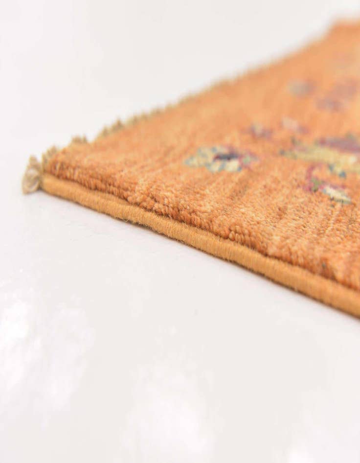 Detail image of  5' 8 x 8' 5 Ariana Rug