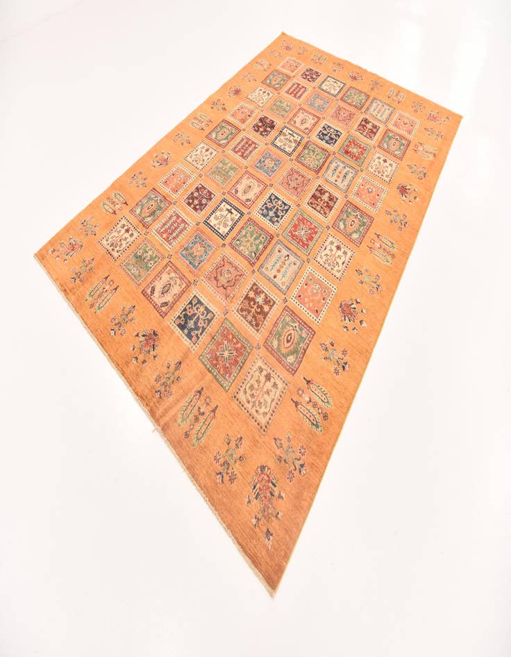 Detail image of  6' 6 x 9' 10  Hand Knotted Ariana Ziegler Rug