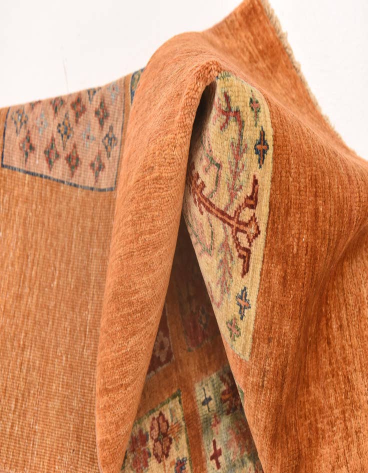 Detail image of  5' 9 x 7' 11  Hand Knotted Ariana Ziegler Rug