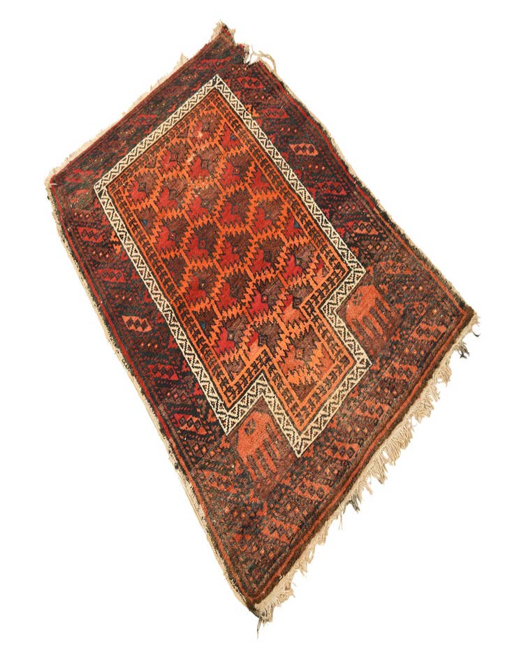 Detail image of 2' 8 x 3' 10 Hand Knotted Bakhtiar Persian Wool Rug