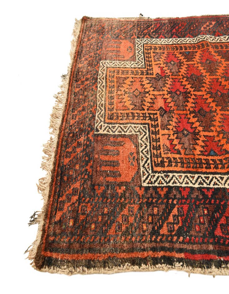 Detail image of 2' 8 x 3' 10 Hand Knotted Bakhtiar Persian Wool Rug