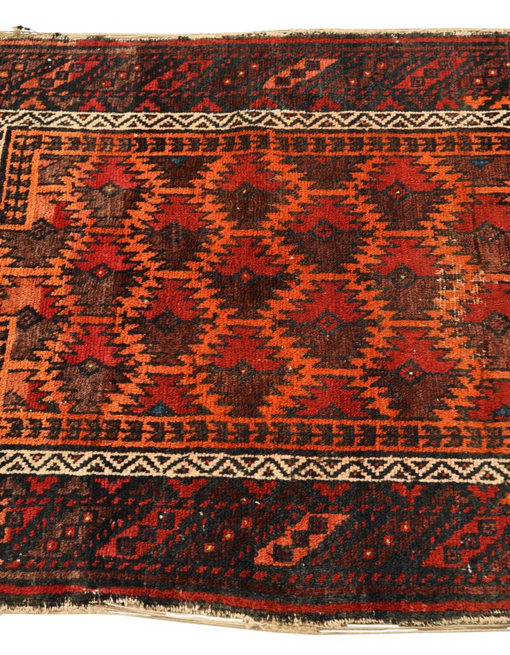 Detail image of 2' 8 x 3' 10 Hand Knotted Bakhtiar Persian Wool Rug