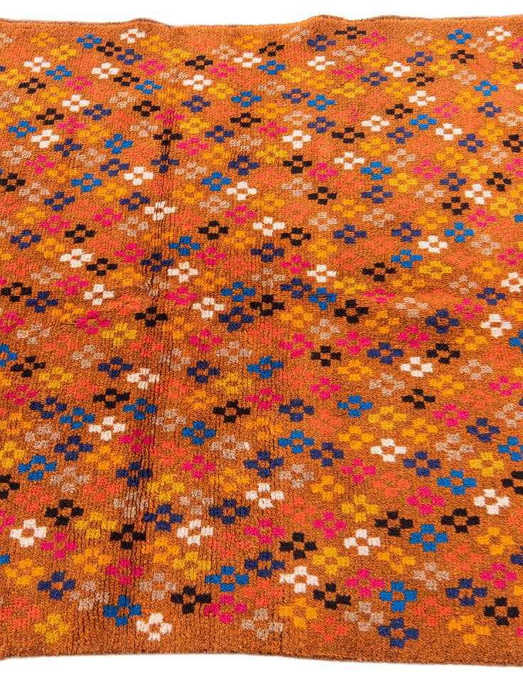 Detail image of  3' 10 x 5' 8  Hand Knotted Balouch Wool Rug