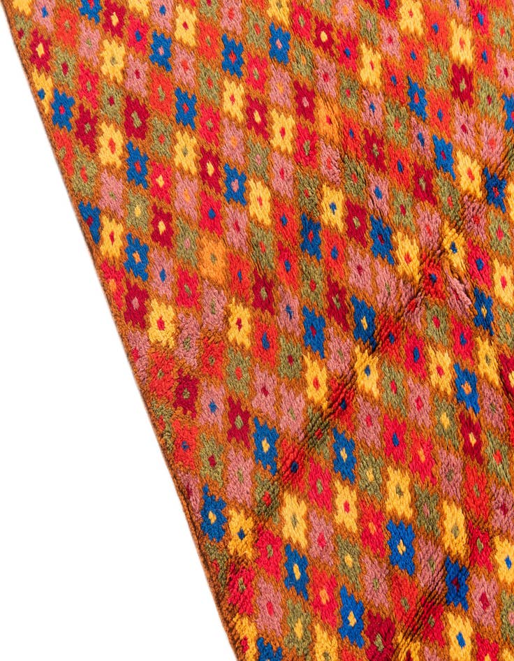 Detail image of  4' 1 x 5' 8  Hand Knotted Balouch Wool Rug