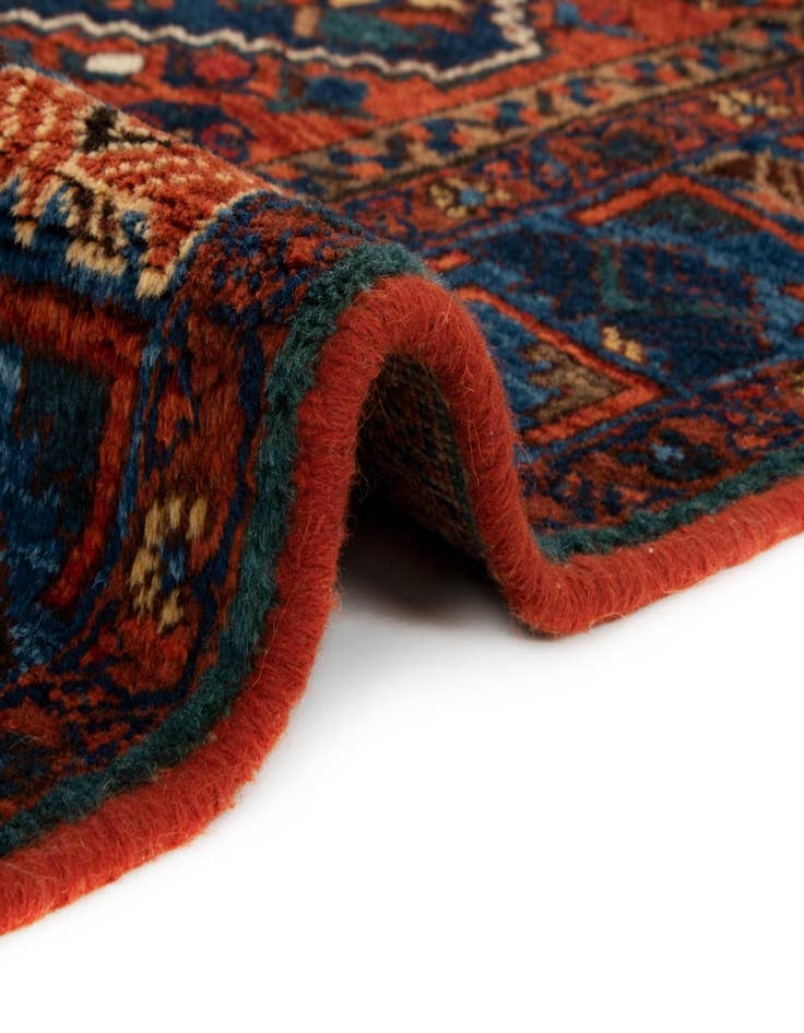 Detail image of  5' 5 x 7' Bonat Wool Rug