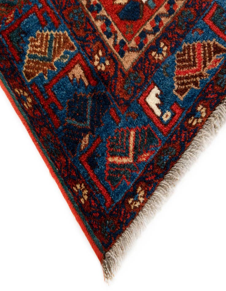 Detail image of  5' 5 x 7' Bonat Wool Rug