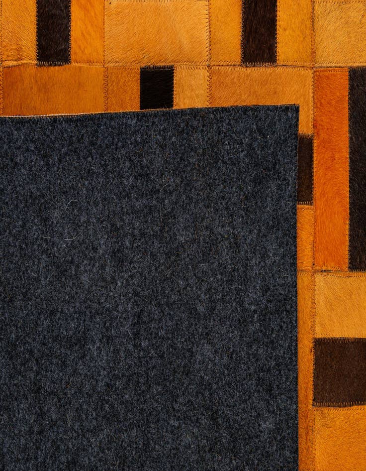 Detail image of  8' x 9' 9 Cowhide - Patchwork Rug