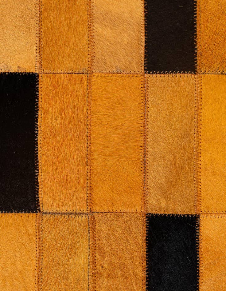Detail image of  5' x 8' 1 Cowhide - Patchwork Rug