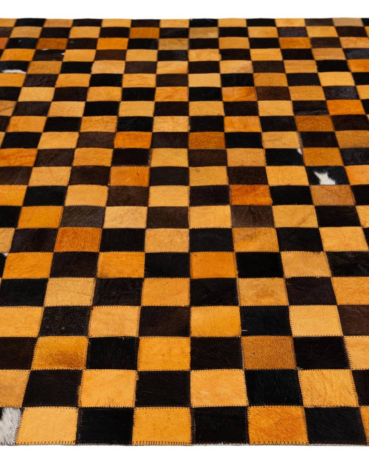 Detail image of  5' 2 x 8' Cowhide - Patchwork Rug