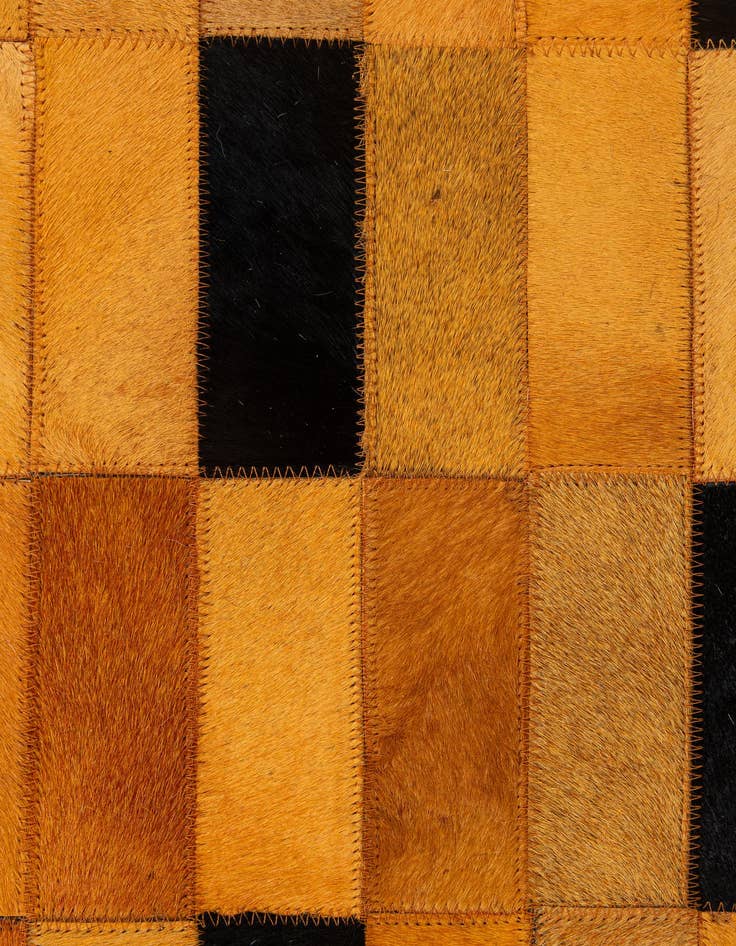 Detail image of  5' x 8' Cowhide - Patchwork Rug