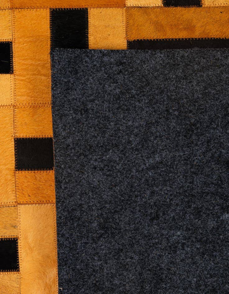 Detail image of  5' x 8' Cowhide - Patchwork Rug