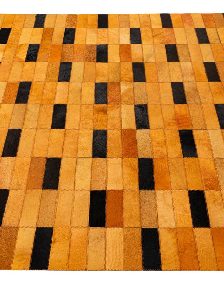 Detail image of  5' x 7' 11 Cowhide - Patchwork Rug