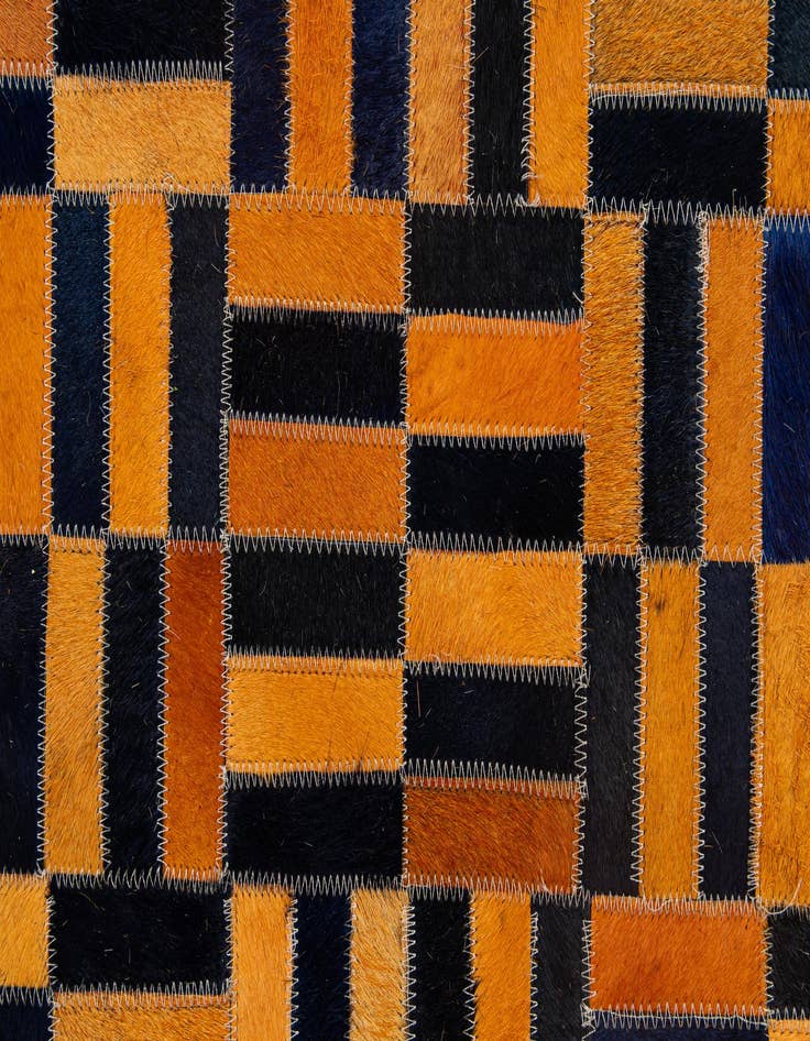 Detail image of  5' 1 x 8' Cowhide - Patchwork Rug