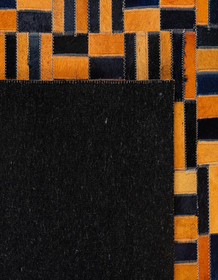 Detail image of  5' 1 x 8' Cowhide - Patchwork Rug