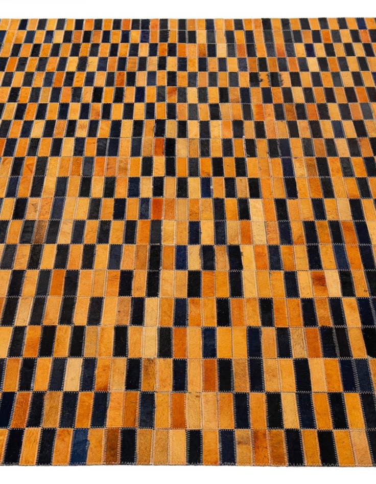 Detail image of  5' x 7' 11 Cowhide - Patchwork Rug