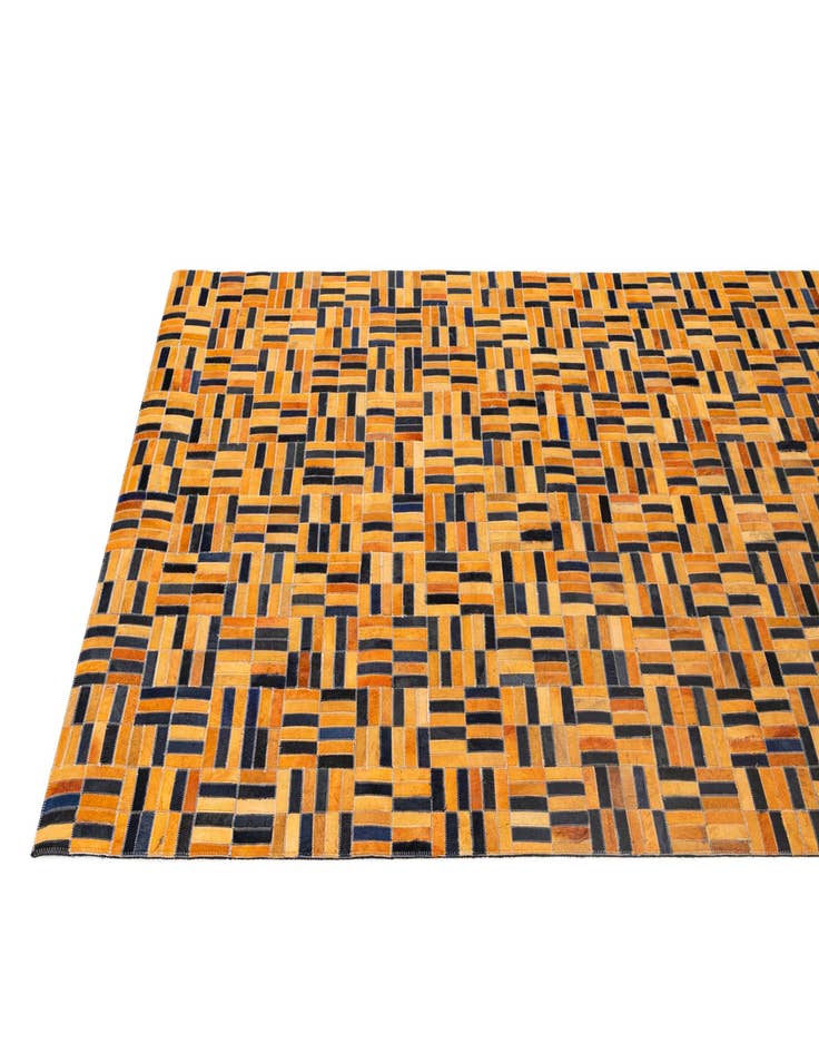 Detail image of  5' x 7' 11 Cowhide - Patchwork Rug