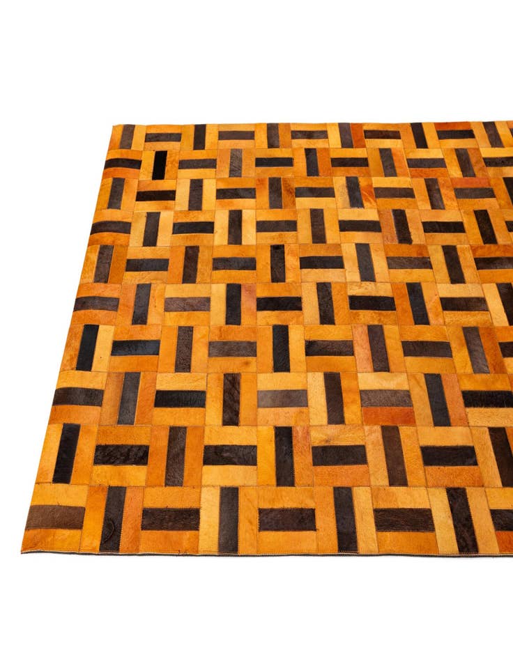 Detail image of  5' x 7' 11 Cowhide - Patchwork Rug