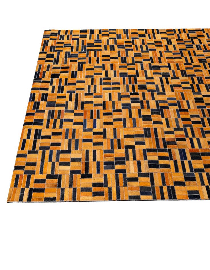 Detail image of  5' 1 x 8' Cowhide - Patchwork Rug
