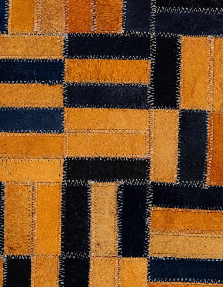Detail image of  5' 1 x 8' Cowhide - Patchwork Rug