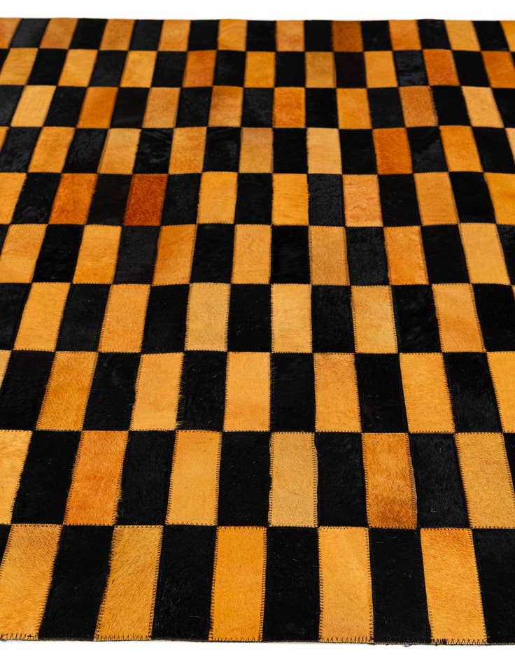 Detail image of  4' 11 x 8' Cowhide - Patchwork Rug