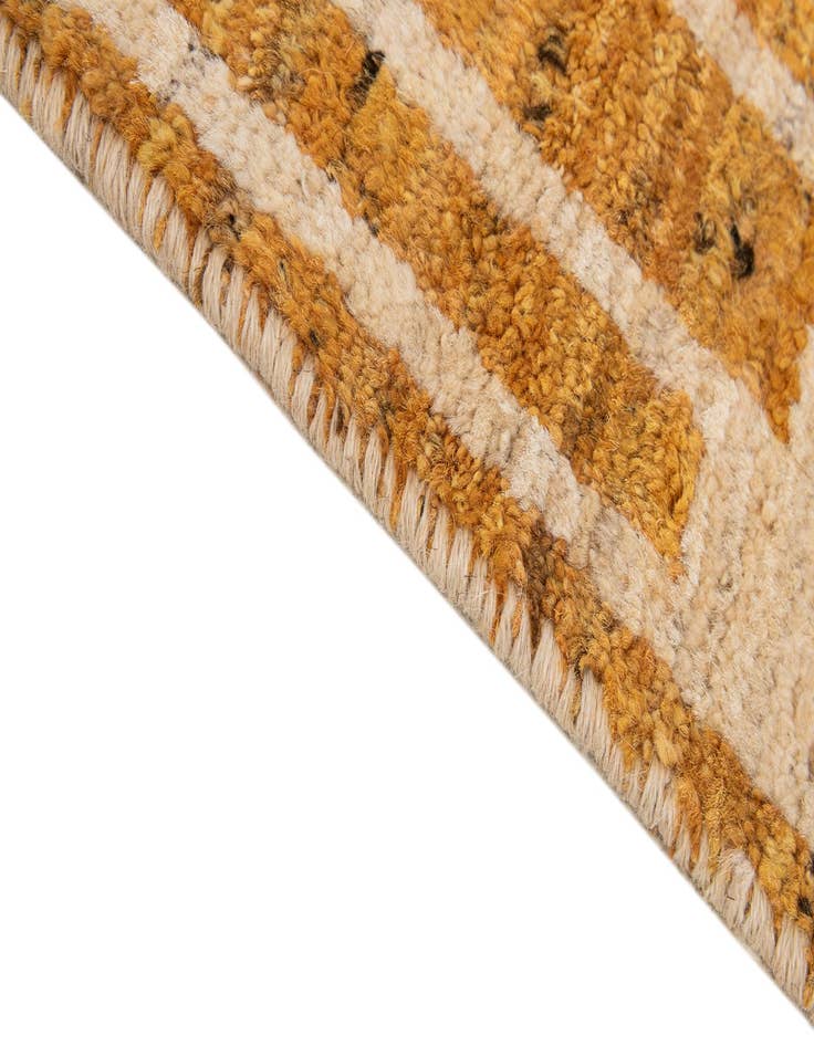 Detail image of  5' 7 x 7' 11  Hand Knotted Darya Wool Rug