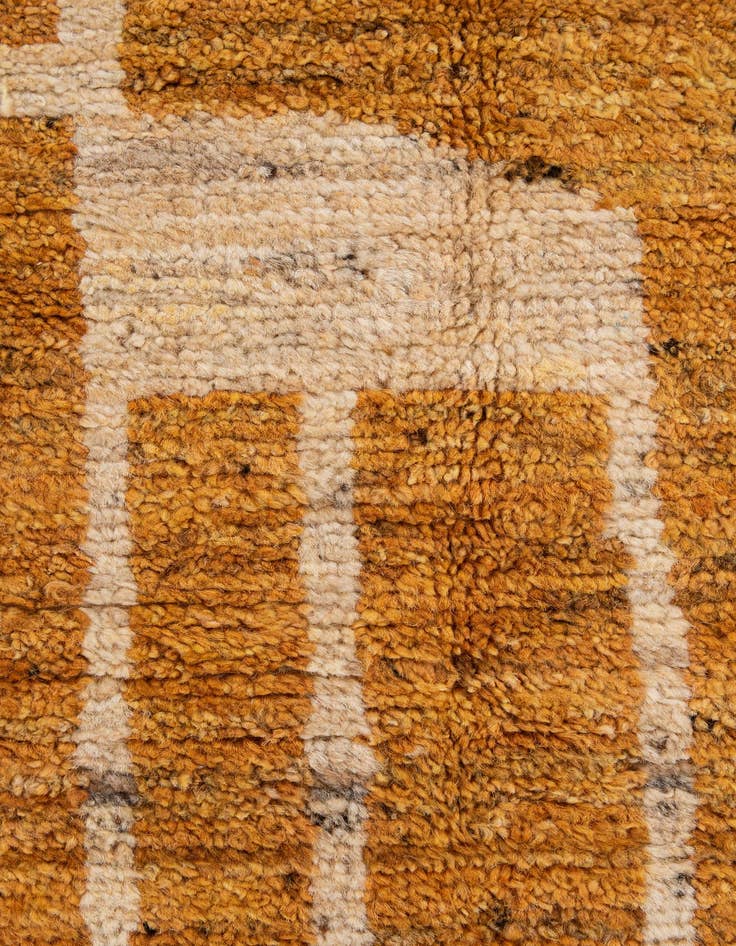 Detail image of  5' 7 x 7' 11  Hand Knotted Darya Wool Rug