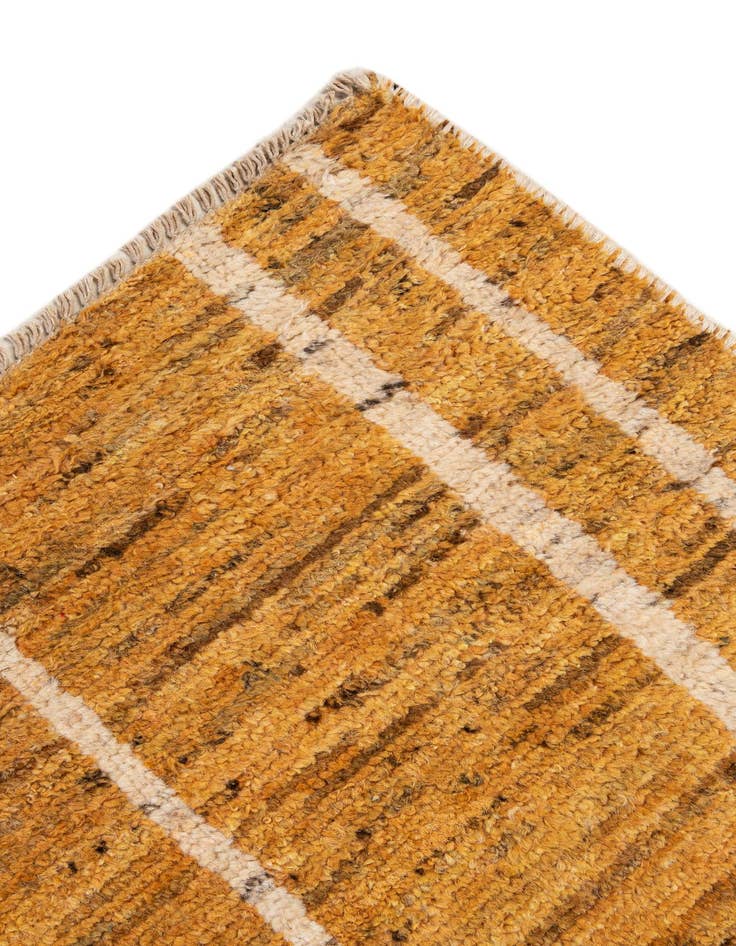 Detail image of  5' 7 x 7' 11  Hand Knotted Darya Wool Rug