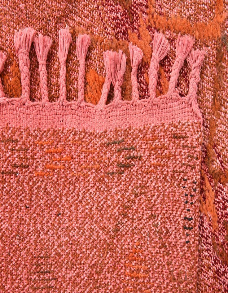 Detail image of  4' x 6' 7  Hand Knotted Darya Wool Rug