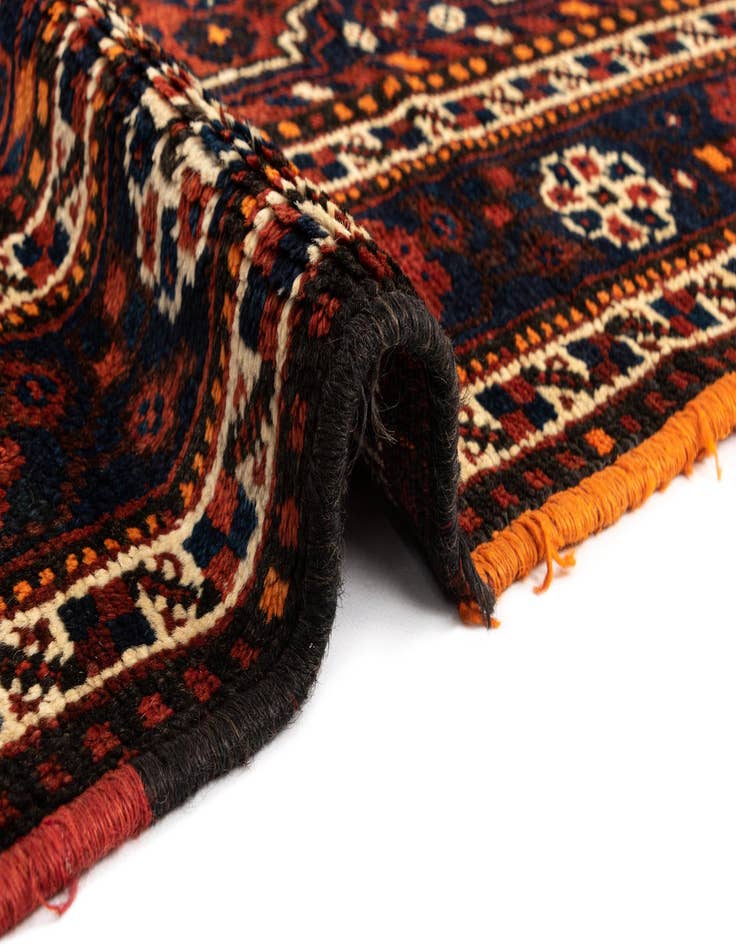 Detail image of  5' 5 x 6' 11 Ghashghai Wool Rug