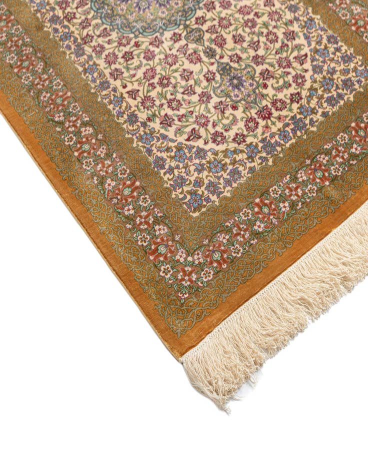 Detail image of  2' 7 x 4' Ghom Silk Rug