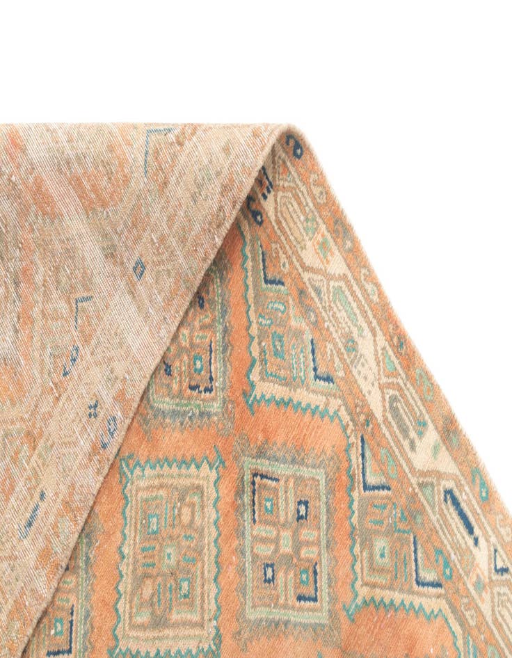 Detail image of  3' 3 x 7' 11 Hamedan Rug