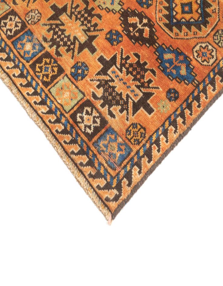 Detail image of  4' 1 x 8' 5 Hamedan Rug