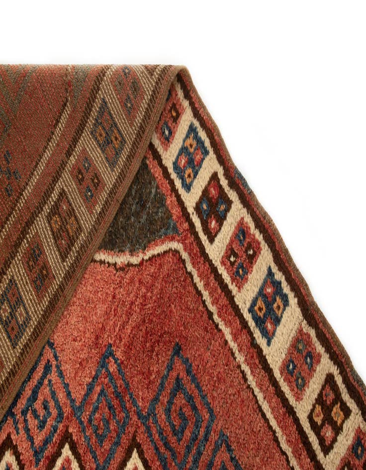 Detail image of  4' 4 x 10' 4 Herki Rug