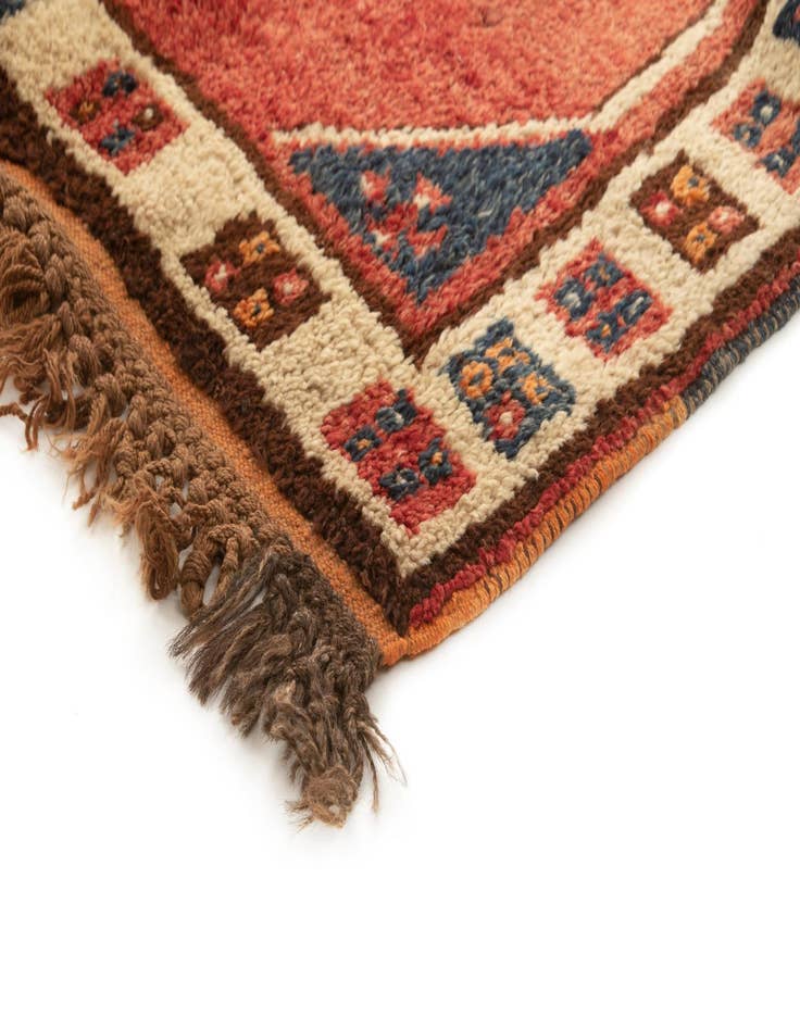 Detail image of  4' 4 x 10' 4 Herki Rug