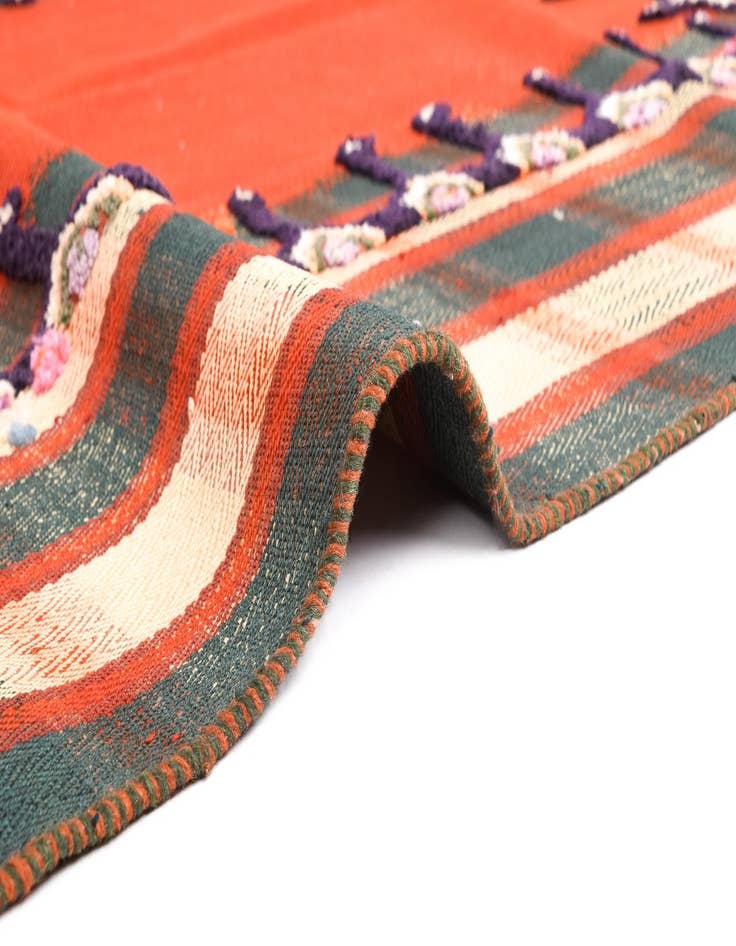 Detail image of  4' 8 x 6' 11 Jajim Rug