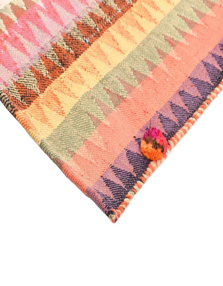 Detail image of  4' 8 x 6' 8 Jajim Rug