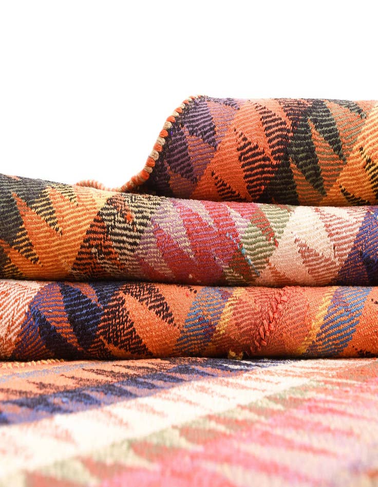 Detail image of  4' 8 x 6' 8 Jajim Rug